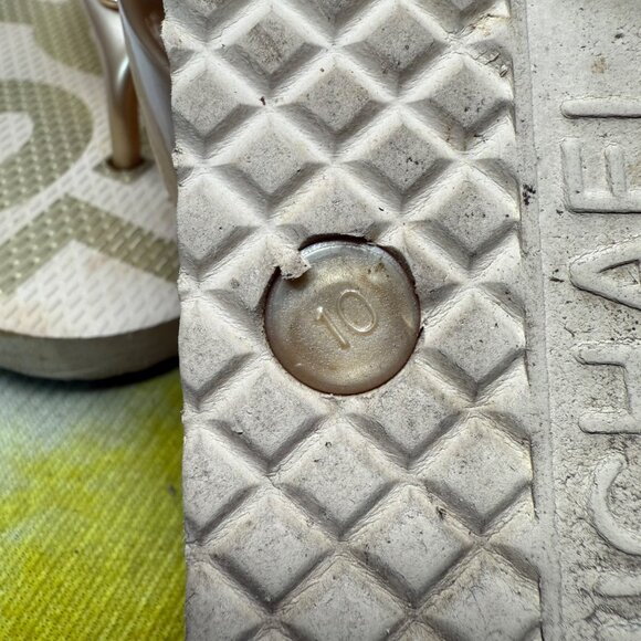 Michael Kors Womens Flip Flops Size 10M PVC Upper EVA Outsole Beige & White - Picture 6 of 7